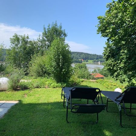 Stille X Weite - Hochwertige Wohnung Mit See-Panorama Kronburg 外观 照片
